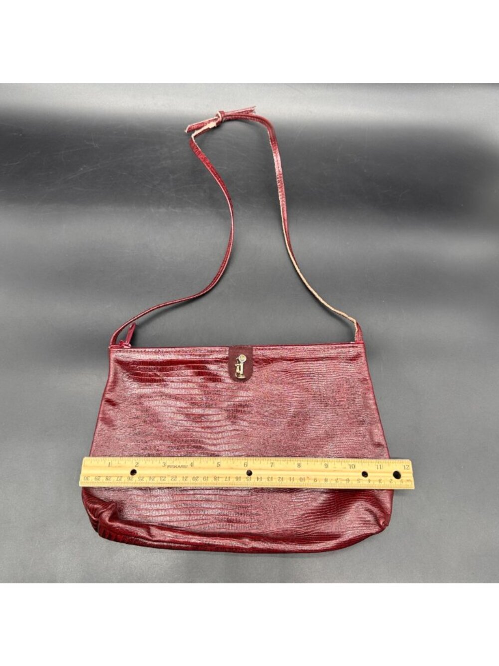 Vintage Maroon Leather Purse Shoulder Bag 1970s Gold Telephone Accent Textured - Picture 8 of 8